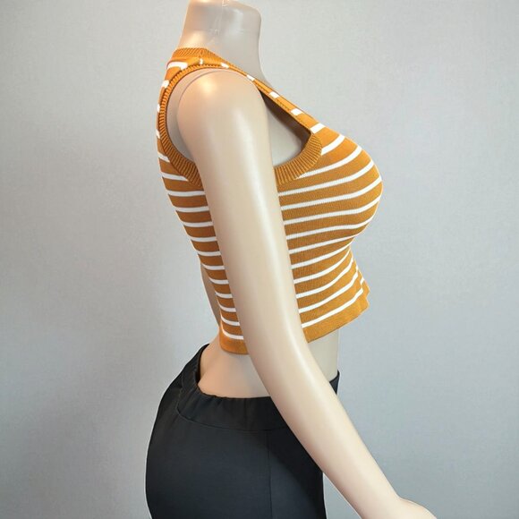Striped Sleeveless Knitted Base Shirt - Picture 4 of 6